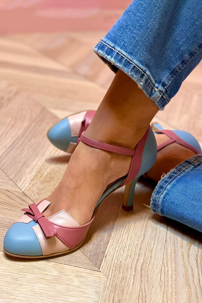 Poppy® | Colorful sandals with knots and straps, with a round toe