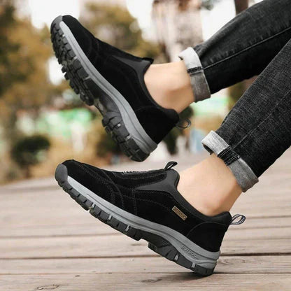 Benjamin™ - Orthopedic Hiking Shoes with Insoles