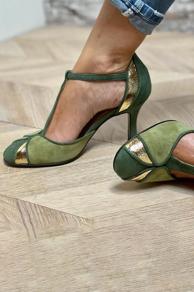 Lola® | Patchwork Pumps with T-Strap and Closed Toe